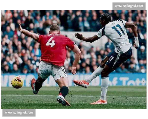 热刺对阵曼联英超焦点战火爆上演胜负走向引发热议球迷关注战术博弈